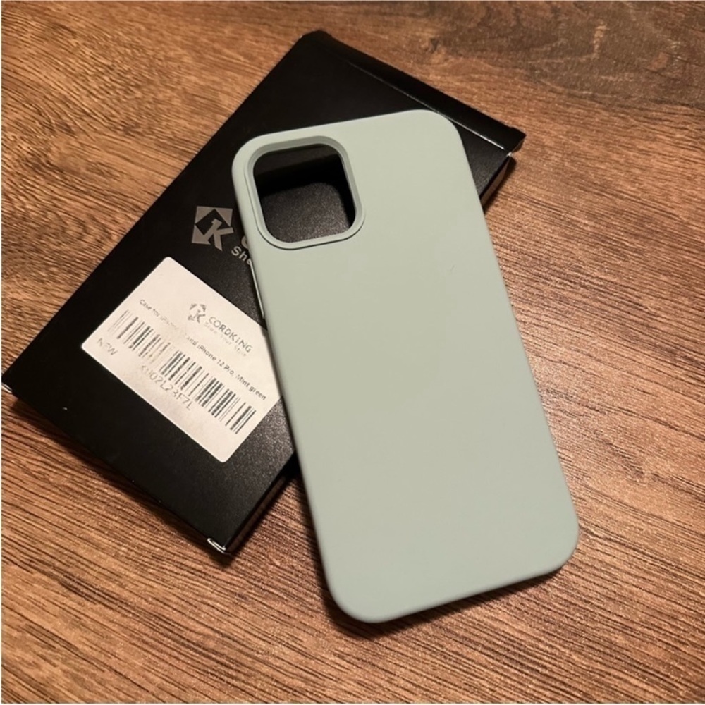 NWT blue iPhone 12 Pro Case